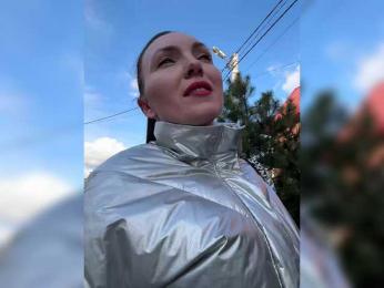 DiV0RA webcam model stream image