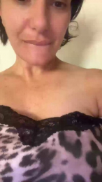 Domitilla_ webcam model stream image