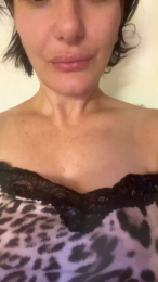 Domitilla_ webcam model stream image