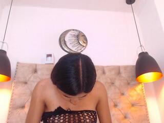 Lady Small webcam model stream image