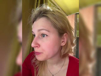 Advaya webcam model stream image