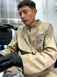 santiObrero webcam model stream image