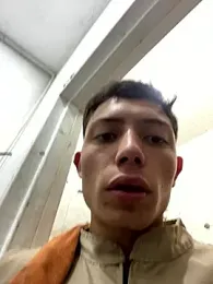 santiObrero webcam model stream image