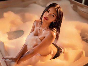 LeylaMonet webcam livejasmin model stream image