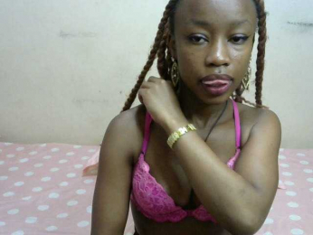 AuroraBarbie webcam bongacams model stream image