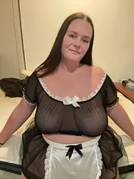 carinabro10 webcam model stream image