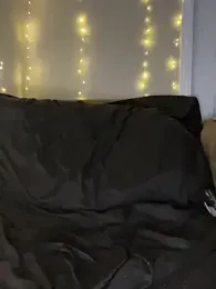 Shuggabutt webcam model stream image