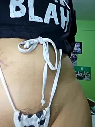 emma7love webcam model stream image