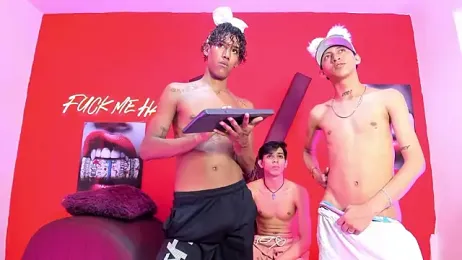 BOYS_PLAY webcam model stream image