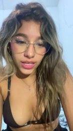 Liahot69 webcam model stream image