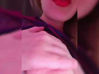 _ElaIzzza webcam model stream image
