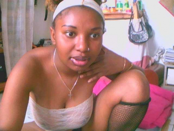 Linah1 webcam bongacams model stream image