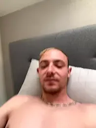 Crevette311 webcam model stream image