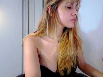 Rosmar_18 webcam model stream image