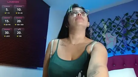 Sophie-Hot- webcam stripchat model stream image