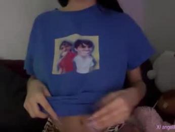 angelllsworlddd webcam model stream image