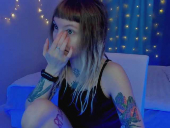 BeyondTheUsual webcam bongacams model stream image