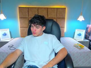 Alejandro Lombardo webcam model stream image