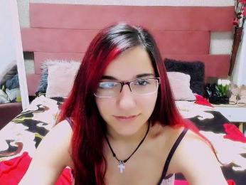 Sarahlunaxx webcam model stream image