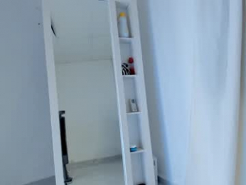 stormi___1 webcam model stream image