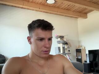 Sean Mendes webcam model stream image