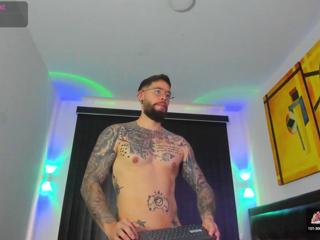 Conor Santos webcam model stream image