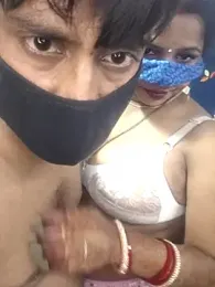 Aditya_sanjna webcam model stream image