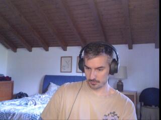 Maxwell Grant webcam model stream image