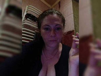 Maluska-Lapyla webcam bongacams model stream image