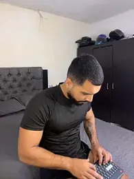 vincentjaxon webcam model stream image