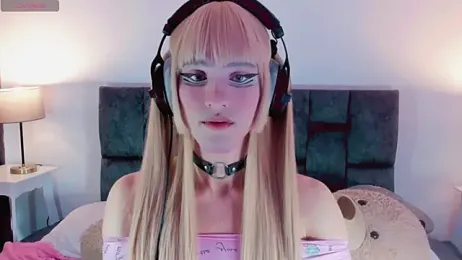 Kirmyy_ webcam model stream image