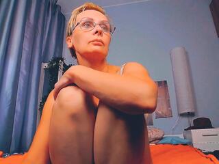 Addie Lynn webcam model stream image