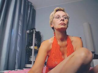 Addie Lynn webcam model stream image