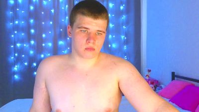 KevinKRYSTALLL webcam model stream image