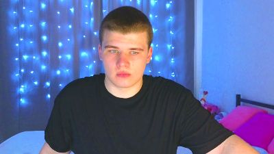 KevinKRYSTALLL webcam model stream image
