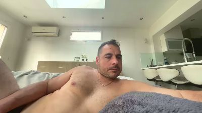 justeqqun webcam model stream image