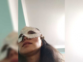 Milli111 webcam bongacams model stream image