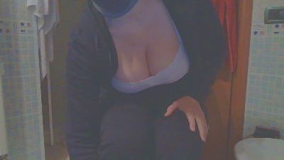 MoglieBirichina webcam cam4 model stream image