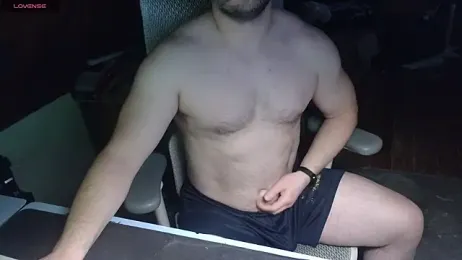 under_the_desk40 webcam model stream image