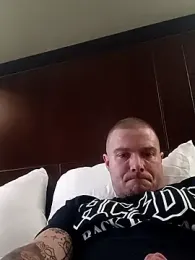 DadDDick925 webcam stripchat model stream image