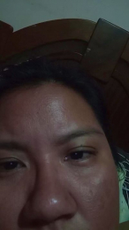 AriPM webcam model stream image