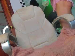gigibadassxx webcam model stream image