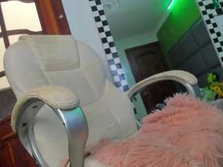 gigibadassxx webcam model stream image
