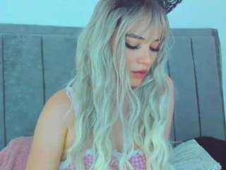 scarleet1 webcam model stream image