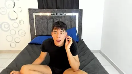 Harry_LatinBoy webcam model stream image