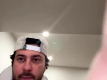 italianladd webcam model stream image