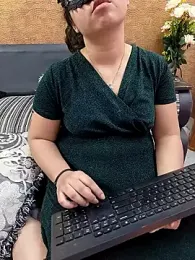 Iampriyaaa15 webcam model stream image