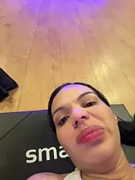 Anavalle webcam model stream image