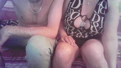 coupl211 webcam model stream image