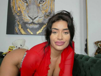 AnnaKarin webcam model stream image